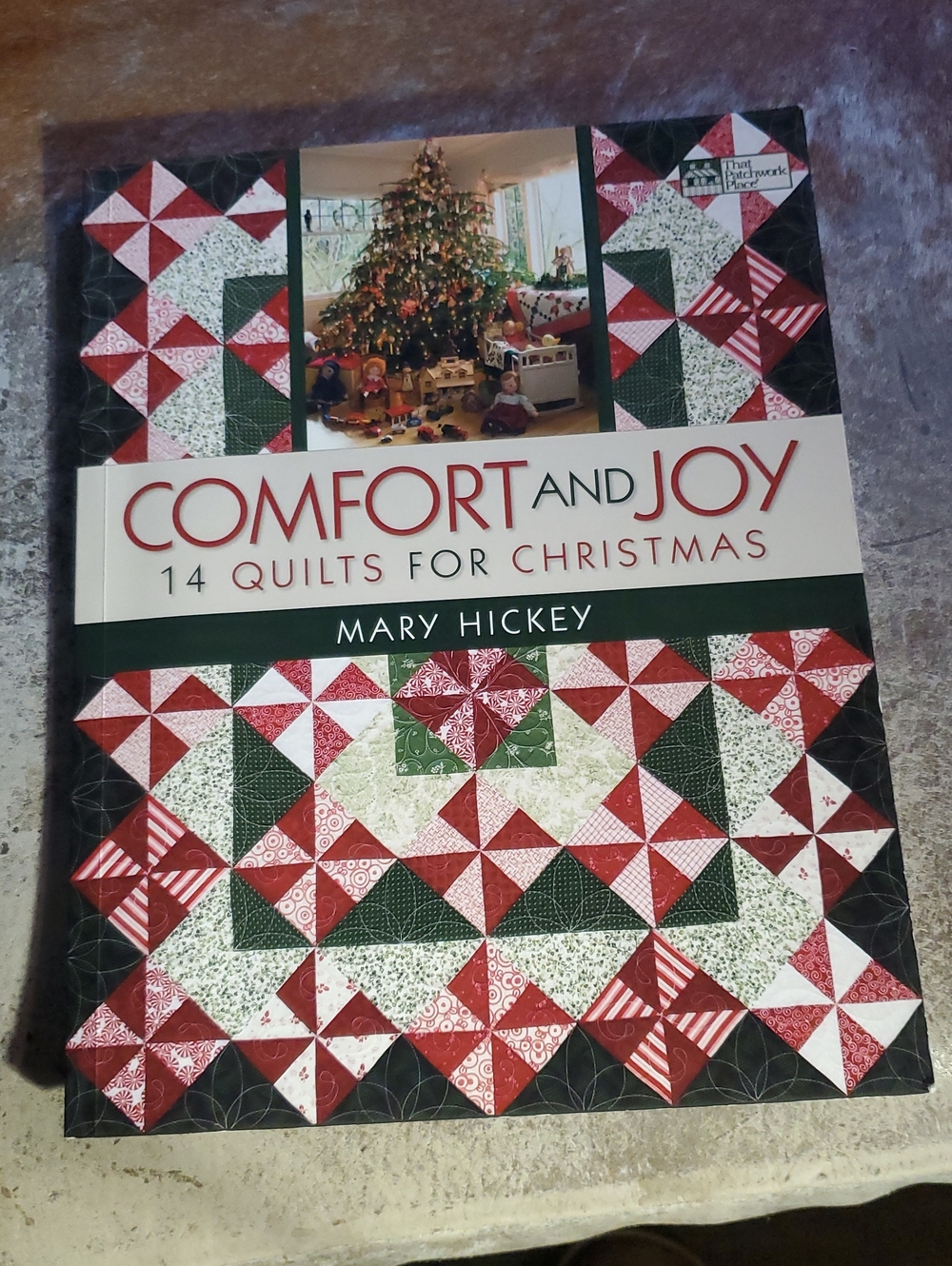 Comfort and Joy Holiday Quilt Book